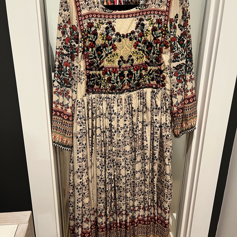 Anthropologie Bhanuni Far Fields beaded floral Dress size 8